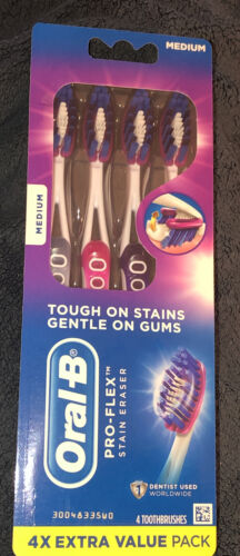 Oral-B Pro-Flex Stain Eraser Manual Toothbrush  Medium  4 Ct