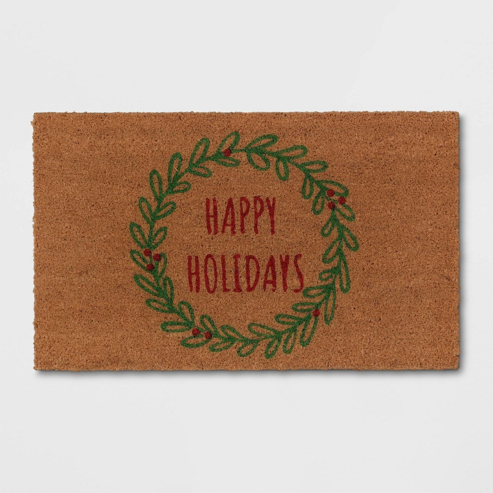 1'6x2'6 Happy Holidays Wreath Door Mat Green - Wondershop